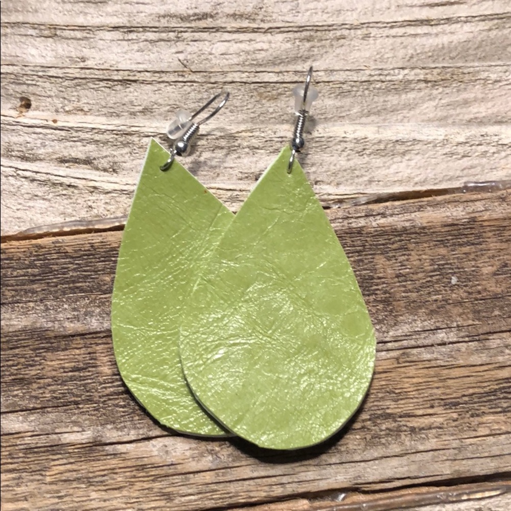 Leather earrings
